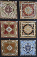 Carreaux de tapis en porcelaine de luxe 3D à fleurs dorées Carreaux de mur et de sol polis pour bureau Carreaux de tapis de qualité supérieure