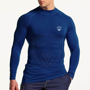 Camisa Rash Guard de bloqueo UV para diversión en el agua y protección contra el clima cálido Cómodo Rash Guard para niños - Product Image 3