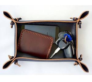 Plateau de service en cuir au design de luxe avec poignée pour la maison, hôtel, plateau de service aux fruits secs de couleur marron Plateau de service au design moderne - Product Image 3