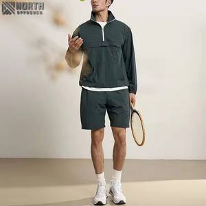 Vente en gros de vêtements de sport de haute qualité, survêtement coupe ajustée 100% survêtements zippés en polyester à rayures latérales pour hommes, survêtement vintage - Product Image 6