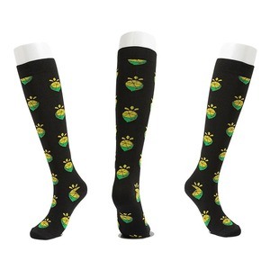 Calcetines largos atléticos de alta calidad para hombre al mejor precio, medias deportivas informales de poliéster personalizadas, medias transpirables, 10 pares MOQ - Product Image 5