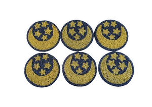 Posavasos Florales de Cuentas Doradas Hechos a Mano de Lujo con Logotipo Personalizado, Diseño Clásico Moderno Ecológico, Elegantes Tapetes para Bebidas de Boda - Product Image 5