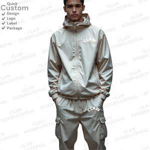 Combinaison de jogging personnalisée Survêtement en nylon réfléchissant pour hommes Conception personnalisée Veste coupe-vent et ensemble short et pantalon en nylon de couleur unisexe - Product Image 1