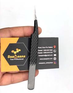 Vente en gros de pinces à cils de haute qualité en acier inoxydable avec isolation, courbe en J à 45 degrés, revêtement gris, poignée diamantée, logo personnalisé - Product Image 1