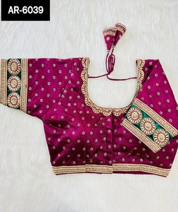 Blusa confeccionada para mujer étnica india bordado pesado y hermosa seda de Crobran pura pesada Latkans para trabajo nupcial - Product Image 1