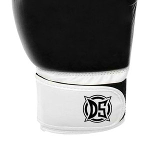 ถุงมือชกมวยหนังคุณภาพสูงน้ำหนักเบาพร้อมโลโก้สั่งทำพิเศษ  สายรัดข้อมือปรับได้  สำหรับใช้งานกลางแจ้ง รุ่นใหม่ - Product Image 6