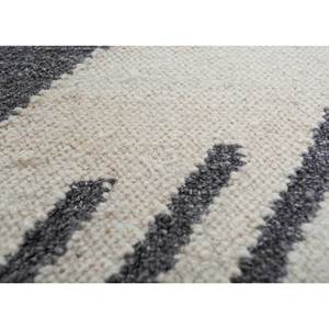 พรมลายตารางแบบนามธรรมสีเทาและสีดำ ทอแบบแบน ทำจากขนสัตว์และใยวิสโคส รุ่น ADWV-13048 สำหรับใช้ในบ้าน - Product Image 3