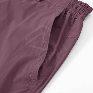 Pantalones cortos cargo de nailon y algodón con cintura elástica informales de verano para hombre con logotipo personalizado al por mayor - Product Image 4