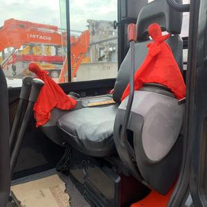 Excavatrice sur pneus Kubota U27-4 avec options neuves et d'occasion, poids opératoire de 1 à 8 tonnes, godet de 5 tonnes - Product Image 2