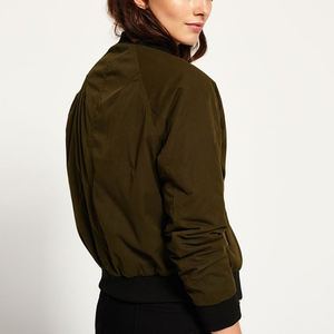 2025 nouvelle vente en gros personnalisé Style & Logo femmes Bomber veste de haute qualité grande taille Puffer Bomber veste femmes vêtements de rue - Product Image 2