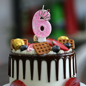 เทียนวันเกิดทำมือรูปมงกุฎสีชมพูสำหรับตกแต่งเค้กบรรยากาศงานวันเกิด - Product Image 4