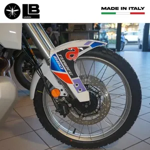 Adesivi 3D Personalizzati per Aprilia Tuareg Tagelmust 660, Protezioni Forcella Compatibili, Adesivi Serbatoio Moto - Product Image 4