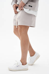 2025 OEM taille moyenne Shorts de sport pour hommes High Street solide décontracté sport Bermudas 100% coton teint uni coton cordon de serrage - Product Image 2