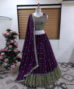 Designer indien exclusif lourd Lehenga Choli avec le plus beau chemisier et le filet doux Dupatta en vêtements ethniques Apparelgarment - Product Image 1
