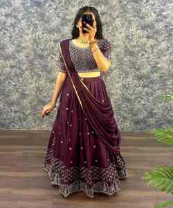 Rajasthani broderie Lehenga Choli pour les femmes fête porter des vêtements de mariage de mariée avec des paillettes travail lehenga choli avec dupatta - Product Image 5