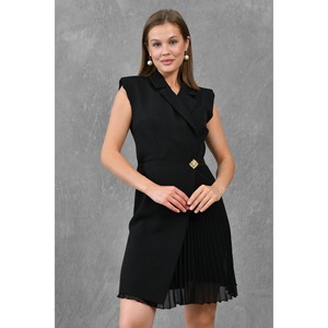ชุดราตรีสีดำสำหรับผู้หญิง รุ่น 24K2179 กระโปรงพลีท แจ็คเก็ตแบบพัน ไม่มีแขน สไตล์ลำลองหรูหรา เอวธรรมชาติ ความยาวเหนือเข่า ไซส์ XL - Product Image 3