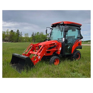 Le puissant tracteur-tondeuse KIOTI MINI offre un point d'attache arrière et une transmission intégrale sélectionnable pour la tonte des propriétés. - Product Image 4