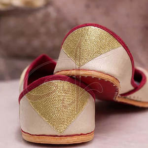 Chaussures Khussa Professionnelles pour Femmes, Antidérapantes, Haute Qualité, Design Tendance, Taille Personnalisée, Faible MOQ, Meilleures Ventes, Semelle Antidérapante - Product Image 3