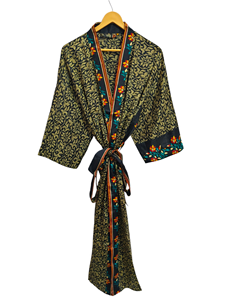 Robe indienne Floral soie Sari Kimono Vintage Sari Robe douce plage Robe de soirée indien fait à la main Kimono en soie - Product Image 2