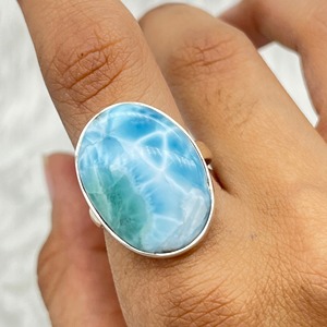 Anillo de Plata de Ley con Larimar Natural, Corte Ovalado, Estilo Bohemio, Hecho a Mano, Regalo de Aniversario para Ella - Product Image 1
