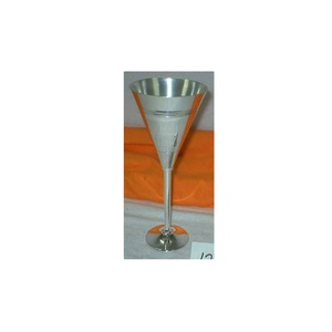 แก้วไวน์ดีไซน์สวยงาม คุณภาพดี ชุบเงิน ใช้สำหรับครัวและโต๊ะอาหาร - Product Image 1