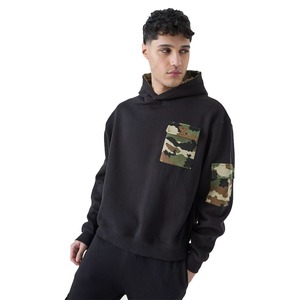 Sweat à capuche pull noir en molleton lourd de style chaud avec poche imprimée camouflage sur la poitrine avant sweats à capuche chauds surdimensionnés pour hommes - Product Image 1
