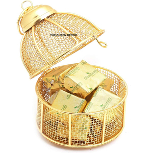 ถาดโลหะสีทองคุณภาพสูงพร้อมหูจับ ถาดใส่ช็อกโกแลตสำหรับโอกาสพิเศษ ถาดช็อกโกแลตสวยงาม ถาดเสิร์ฟขนมหวาน - Product Image 5