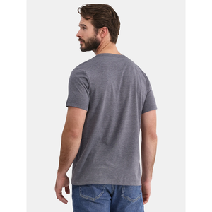 เสื้อยืดคอวีเข้ารูปสำหรับผู้ชายเสื้อยืดสีพื้นลำลองของผู้ชายเสื้อคอวีเข้ารูปแบบออกแบบได้ตามต้องการคุณภาพสูง - Product Image 4