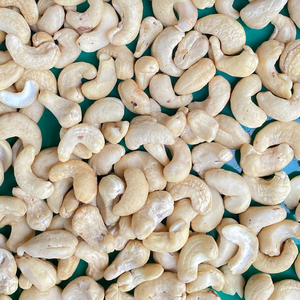 Vente flash 2023 Noix de cajou WW180, WW240, WW320, LP Noix de cajou crues Prix des noix de cajou au Vietnam Prêt à être expédié - Product Image 1