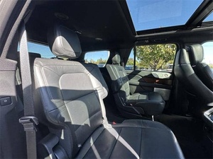 Réserve Lin-coln Navigator 2022 d'occasion certifiée - Product Image 4