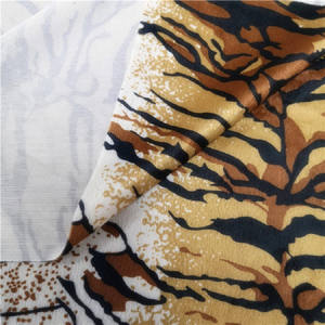 Profesyonel fabrika satış velboa hayvan özelleştirilmiş tasarım baskı süper yumuşak polar battaniye kumaşı - Product Image 3