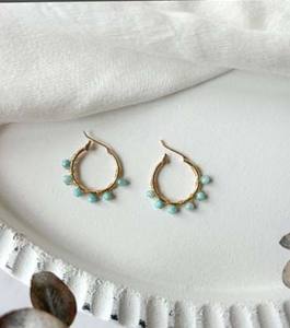 Boucles d'oreilles à clous en pierres précieuses Larimar à facettes de 8mm Qualité incroyable en argent sterling 925 avec placage à l'or Occasion spéciale Porter des bijoux - Product Image 2