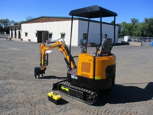 Mini excavatrice capacité de 1.7 tonnes pour moteur Kx018-4 Kubota moteur hydraulique Poclain vente gratuite ferme machine d'occasion prix compétitifs - Product Image 2