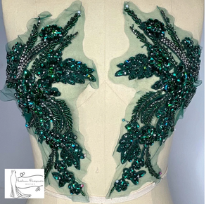 Parche de encaje cosido de flores 3D hecho a mano con cristal de diamantes de imitación ostentoso dulce para vestidos de novia y telas - Product Image 1