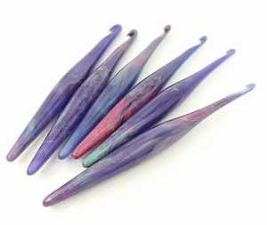 Top Selling Premium Ergonomic Handle <b>Crochet</b> <b>Hook</b> handcrafted 2.5 mm Resin Knitting <b>Crochet</b> Needles Best Gift From india women - Product Image 3