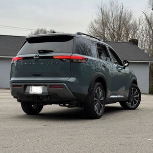 Nissan Pathfinder Platinum 4WD Plus tendance - Product Image 2