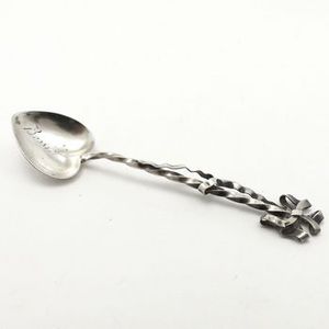 หัวสแตนเลสหรูหราพร้อมด้ามหล่อทองเหลืองยาวช้อนสำหรับงานแต่งงานจากอินเดียเหมาะสำหรับการเสิร์ฟอาหารในงานปาร์ตี้และงานแต่งงาน - Product Image 4