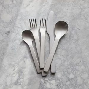 Juego de cubiertos de metal, precio de fábrica, pulido de espejo alto, cuchillo elegante forjado a mano, cubiertos de acero inoxidable, cubiertos de acero con espejo - Product Image 1