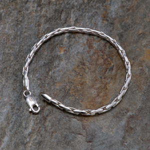 Pulsera de Serpiente CLARA de Plata de Ley 92.5 con Perla de Agua Dulce y Diamantes, Baño de Rodio, 8 Pulgadas, Regalo para Hombres y Niños - Product Image 2