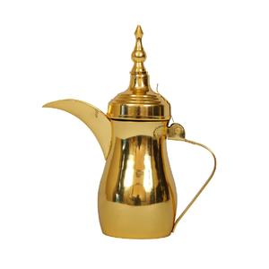 Jarras y jarras de agua de latón de diseño Mughal con cucharas de metal pulido utensilios oficiales para servir agua - Product Image 5