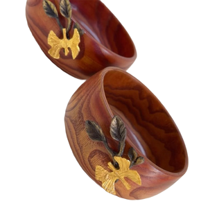 Cuenco de madera natural de diseño moderno hecho a mano con acento de flor dorada para aperitivos, ensalada, accesorio de boda ecológico - Product Image 5