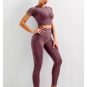 Leggings Deportivos Transpirables para Mujer, Conjunto de Top Deportivo y Shorts de Yoga de Compresión, Secado Rápido y Elástico - Product Image 6