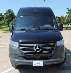 Mercedes-Benz Sprinter 2500 170 à toit surélevé, version passagers, propulsion arrière, diesel, conduite à gauche, intérieur tissu foncé, jantes R17, 8 places, Euro IV, modèle 2024, en excellent état. - Product Image 1