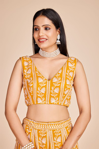 Fil et miroir fabriqués à la main Faux Georgette Lehenga Choli Idéal pour les mariées et les occasions spéciales indiennes d'Inde - Product Image 6
