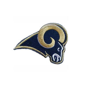 Nouvel arrivage Insigne brodé en 3D personnalisé de qualité supérieure Fer à repasser sur un patch de broderie avec logo personnalisé pour vêtements - Product Image 1