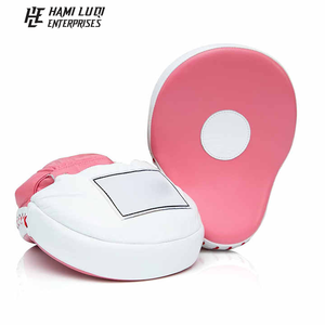 Almohadilla de enfoque de boxeo duradera de alta calidad ajustable para entrenamiento de ejercicio 2025 al por mayor para hombres hecha en Pakistán - Product Image 4