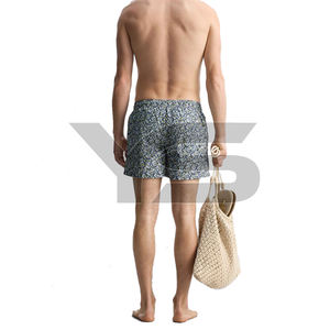 Pantalones cortos personalizados para hombre, transpirables, 100% de poliéster, cintura media, patrón sólido, logotipo frontal, estilo informal, cierre de cordón ODM - Product Image 4