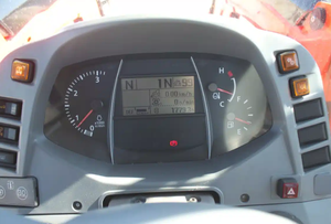 รถแทรกเตอร์ M110คูโบต้ามือสองสภาพบริสุทธิ์ - Product Image 2