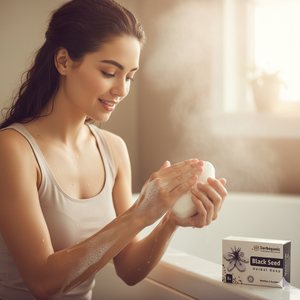 สบู่ก้อนสีดำสบู่สมุนไพรเสริมภูมิคุ้มกันสำหรับควบคุมและบำรุงฝ้า - Product Image 2