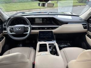 Limpio seminuevo 2025 QX80 PURE - Product Image 3